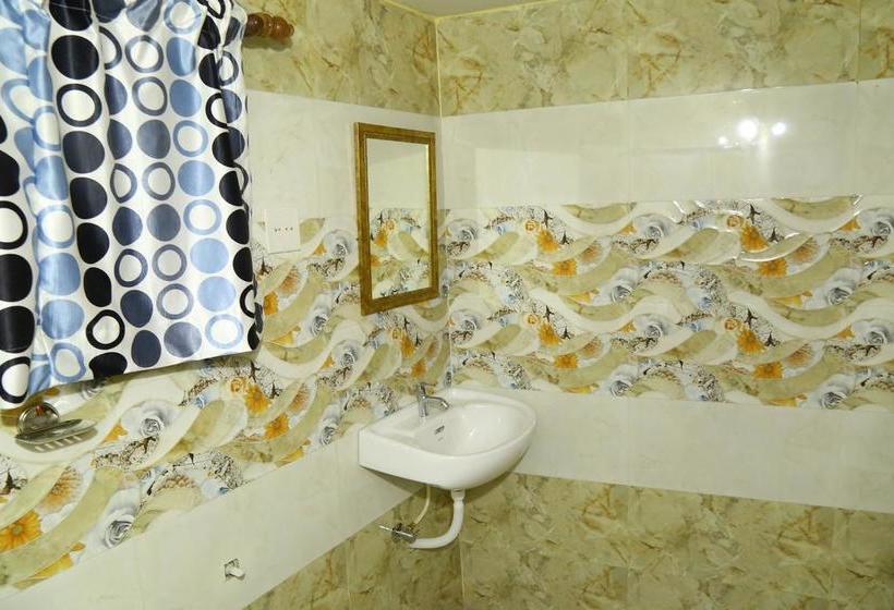 ホテル Oyo Rooms Near North Railway Station Overbridge