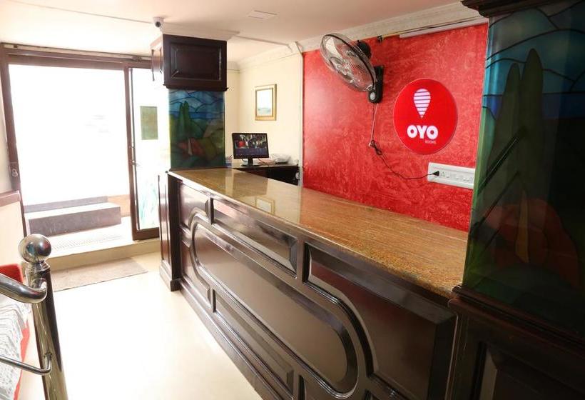 ホテル Oyo Rooms Near North Railway Station Overbridge