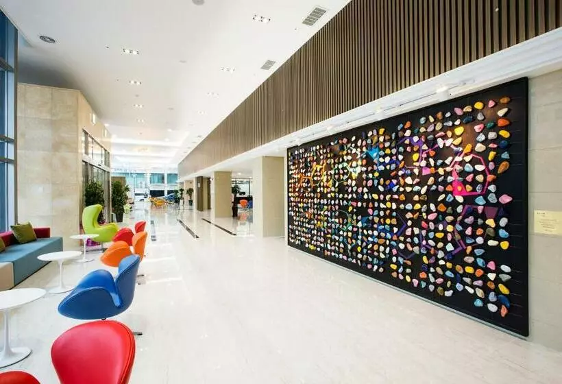 Hotelli Ramada By Wyndham Jeju City Hall