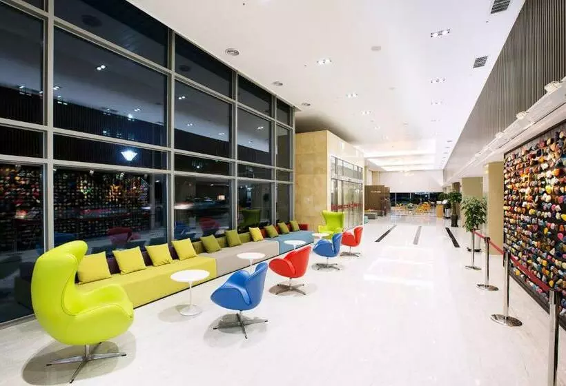 Hotelli Ramada By Wyndham Jeju City Hall