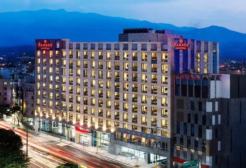 Hotelli Ramada By Wyndham Jeju City Hall