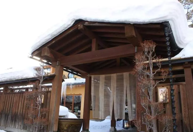 Ryokan Hanaichi