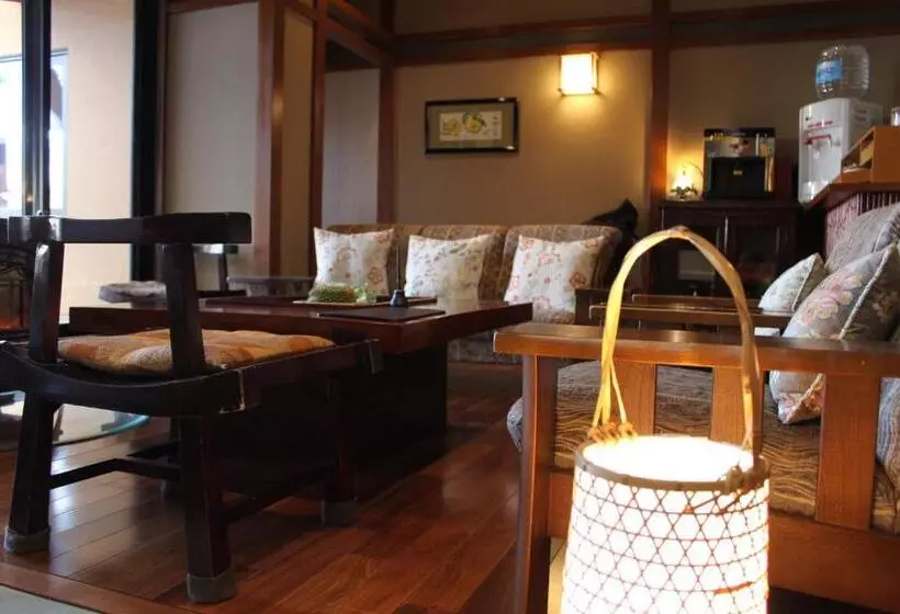 Ryokan Hanaichi