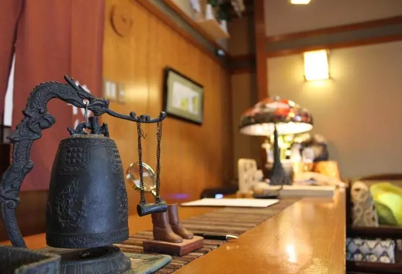 Ryokan Hanaichi