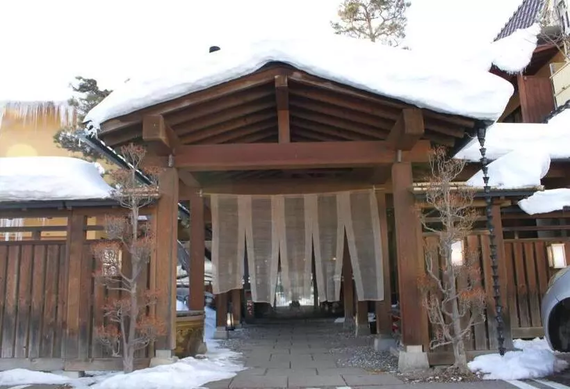 Ryokan Hanaichi