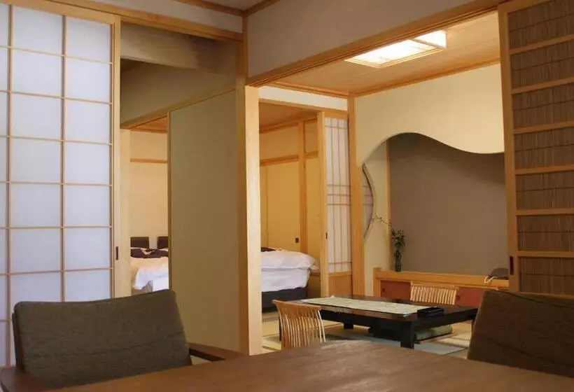 Ryokan Hanaichi