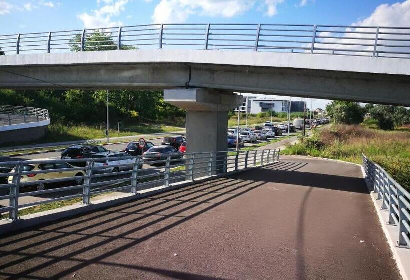 هاستل Max Mamaia Nord