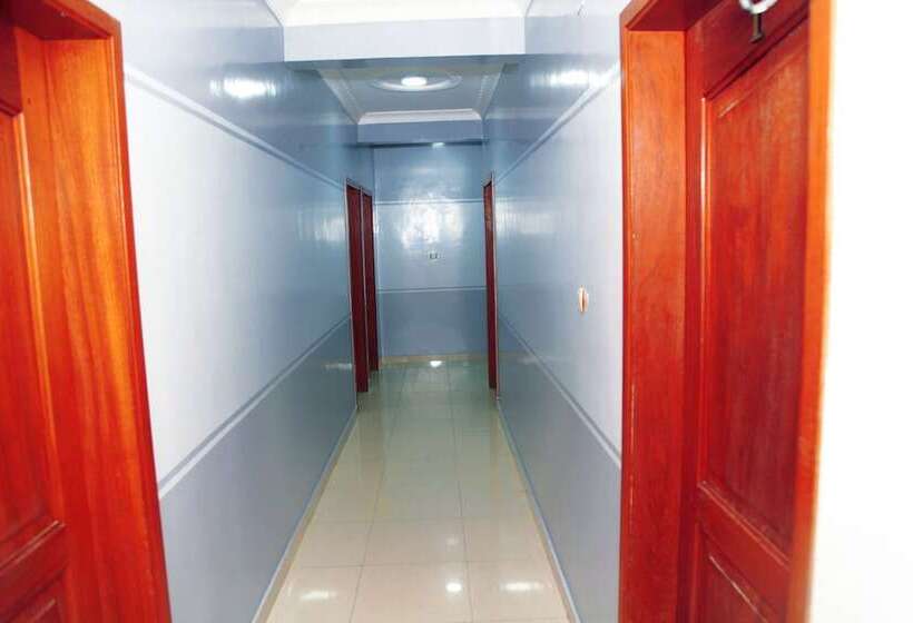 Flat Hotel Kandolo Gombe