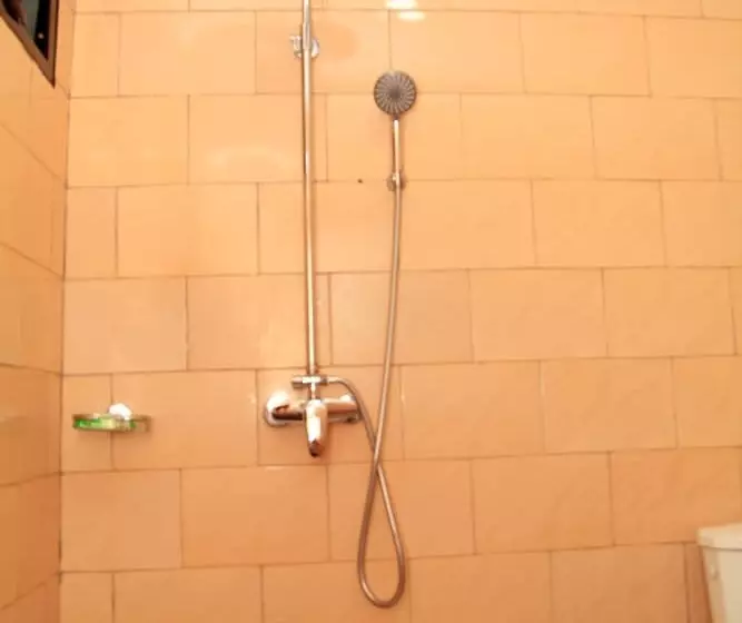 Flat Hotel Kandolo Gombe