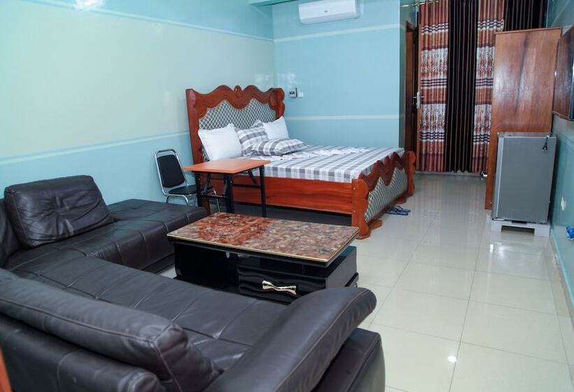Flat Hotel Kandolo Gombe