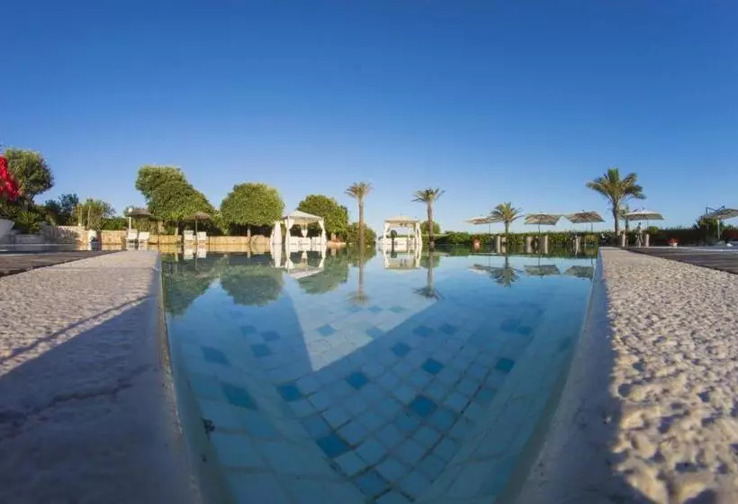 ホテル Augustus Resort