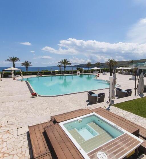 酒店 Augustus Resort