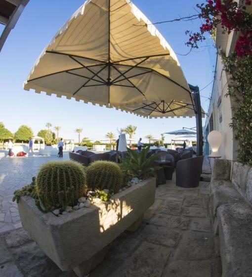 酒店 Augustus Resort