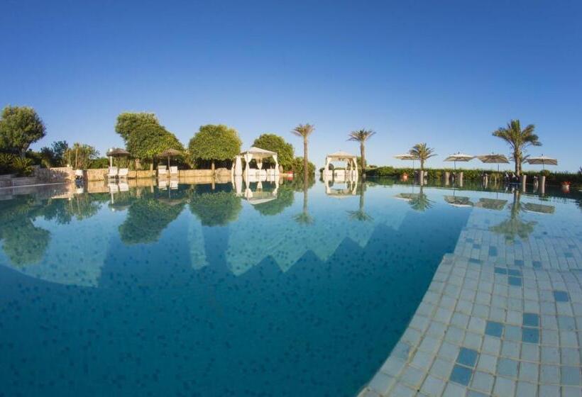 酒店 Augustus Resort