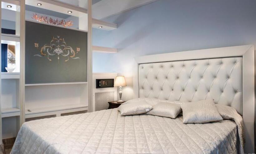 酒店 Augustus Resort