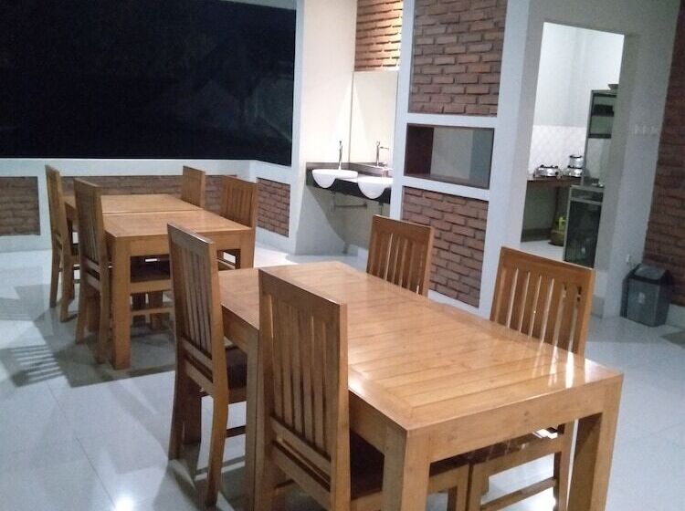 Hastina Hotel Lombok