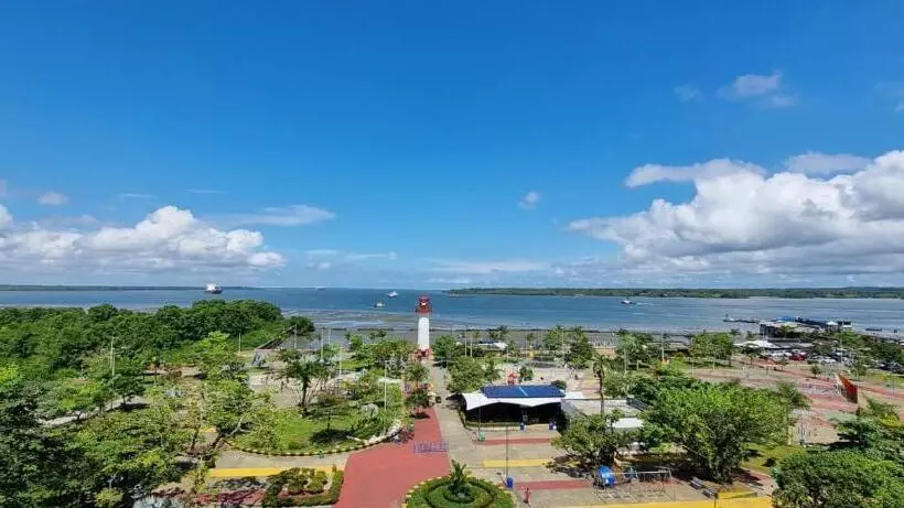 ホテル Torre Mar