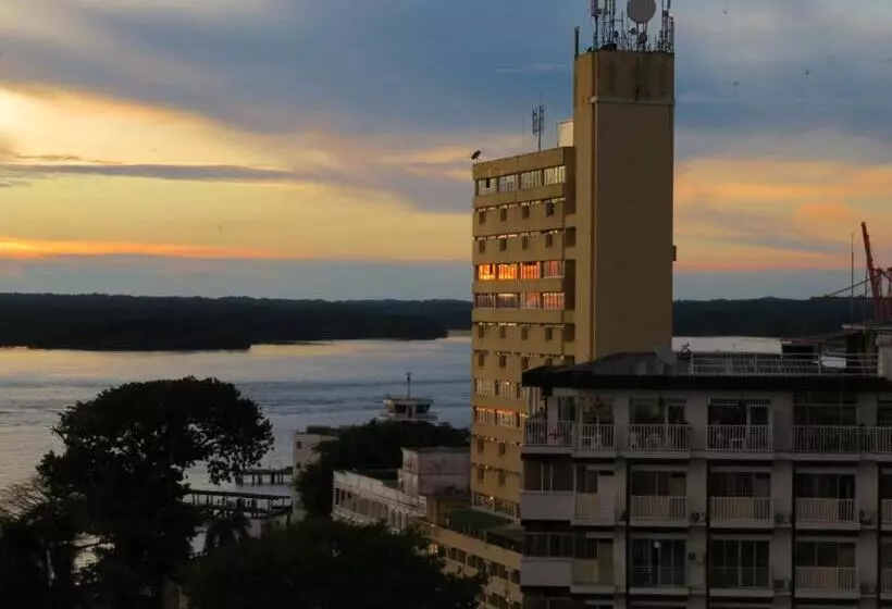 ホテル Torre Mar