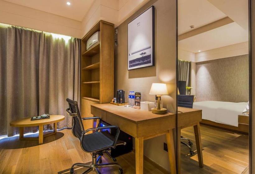 בית מלון כפרי Yat House