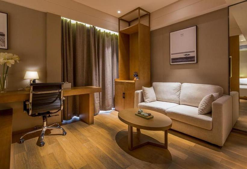 בית מלון כפרי Yat House