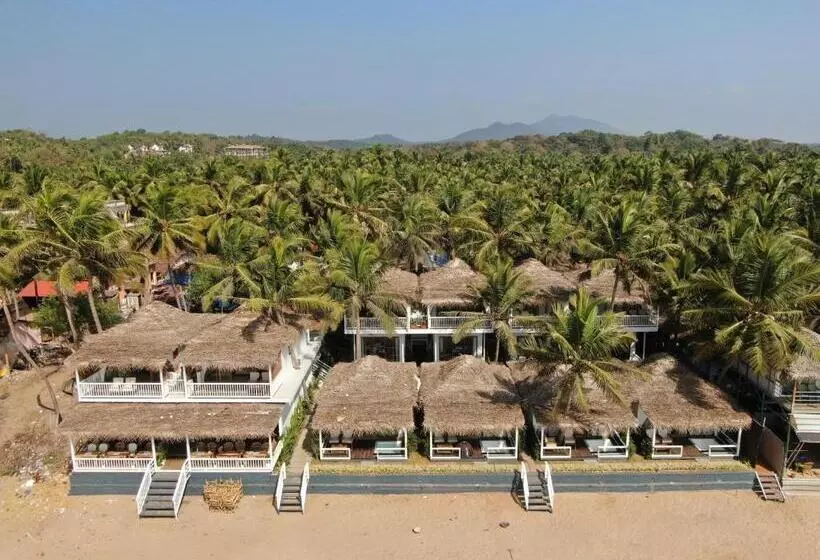 Lomakeskus The Shore Agonda