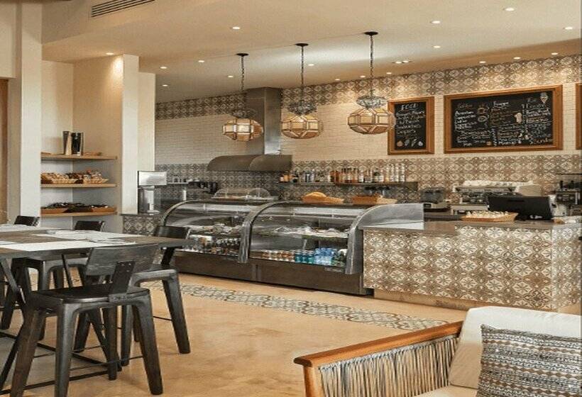 리조트 Grand Solmar The Residences