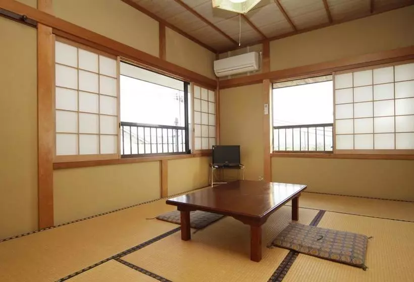 旅館 Minshuku Fukuda