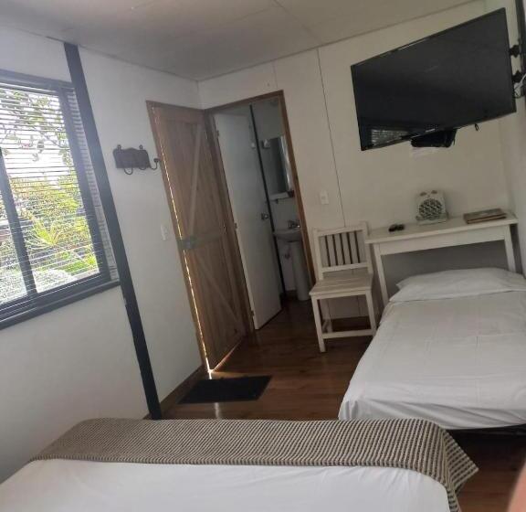 הוסטל Star Center Hotel Boutique, Centro De Entrenamiento Deportivo Y Conveniencias A Dos Pasos Del Aeropu