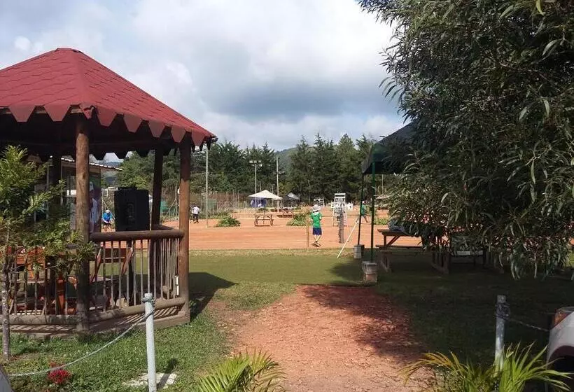 ユースホステル Star Center Hotel Boutique, Centro De Entrenamiento Deportivo Y Conveniencias A Dos Pasos Del Aeropu