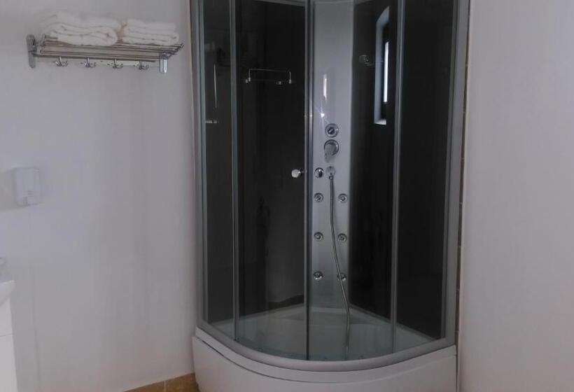 هاستل Pensiunea Hanami