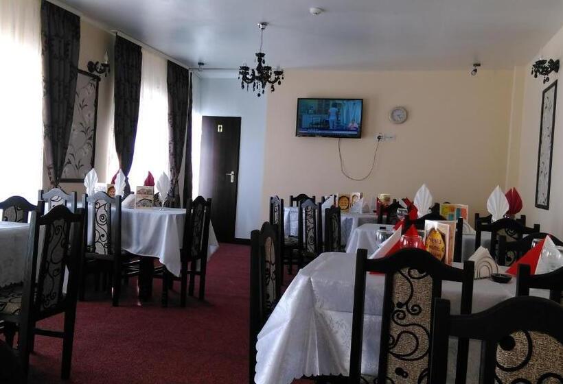 هاستل Pensiunea Hanami