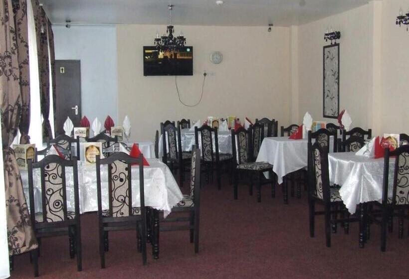 هاستل Pensiunea Hanami