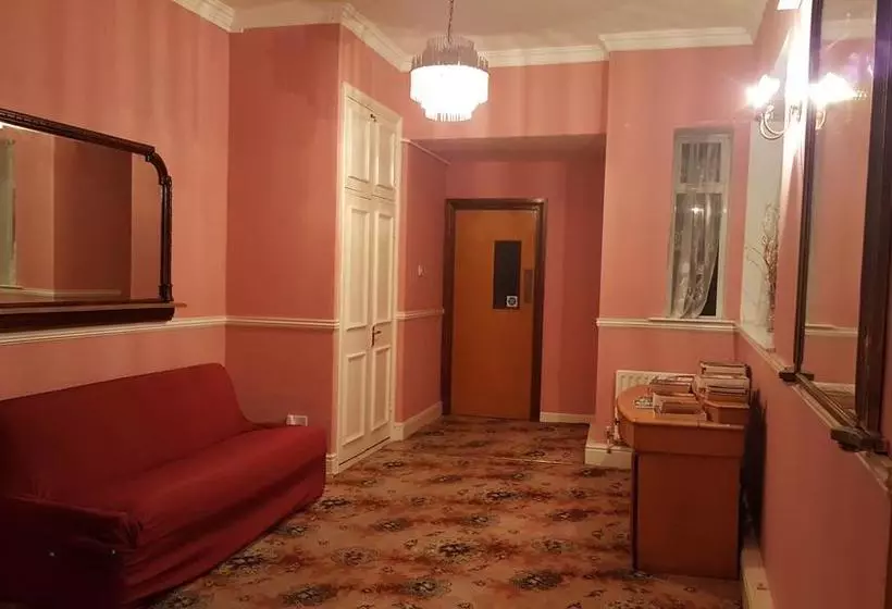 تختخواب و صبحانه Addison Lodge