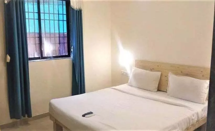 تختخواب و صبحانه Sp Seasons Resort