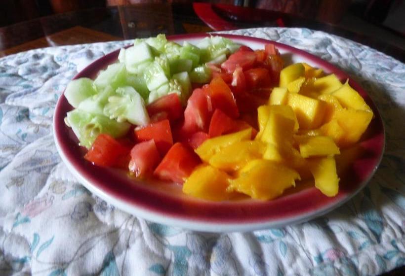 تختخواب و صبحانه Casa Del Turista