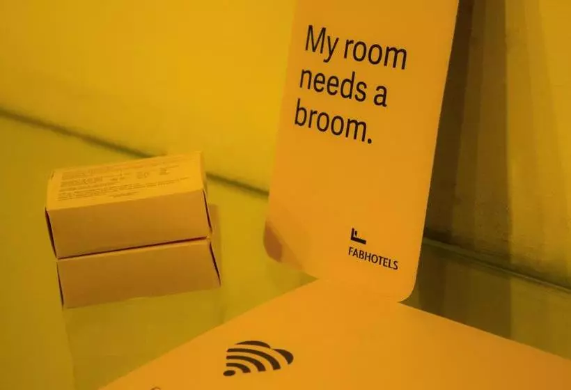 Fabhotel Daffodils Inn Connaught Place
