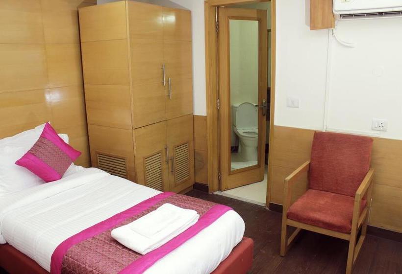 Fabhotel Daffodils Inn Connaught Place