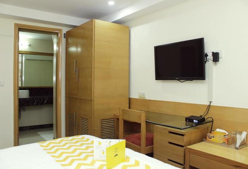 Fabhotel Daffodils Inn Connaught Place