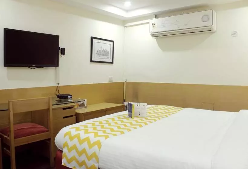 Fabhotel Daffodils Inn Connaught Place