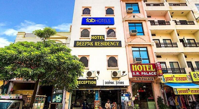 Hotel Deepak Residency