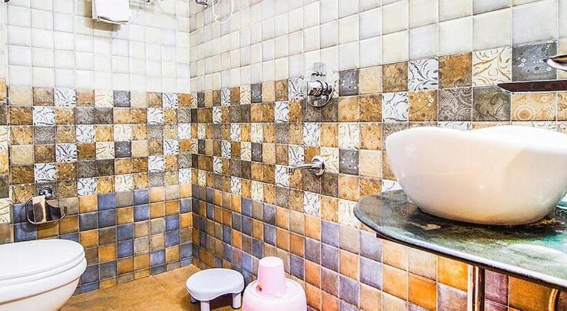 Hotel Deepak Residency