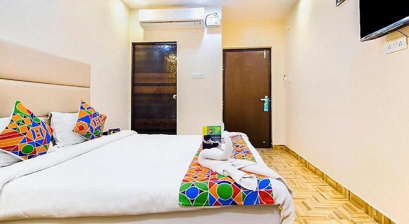 Hotel Deepak Residency