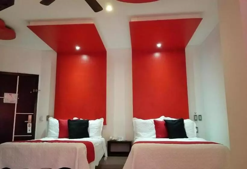 ホテル Dluxe & Suites