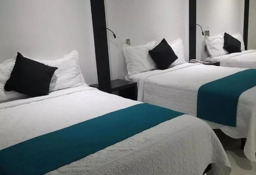 ホテル Dluxe & Suites