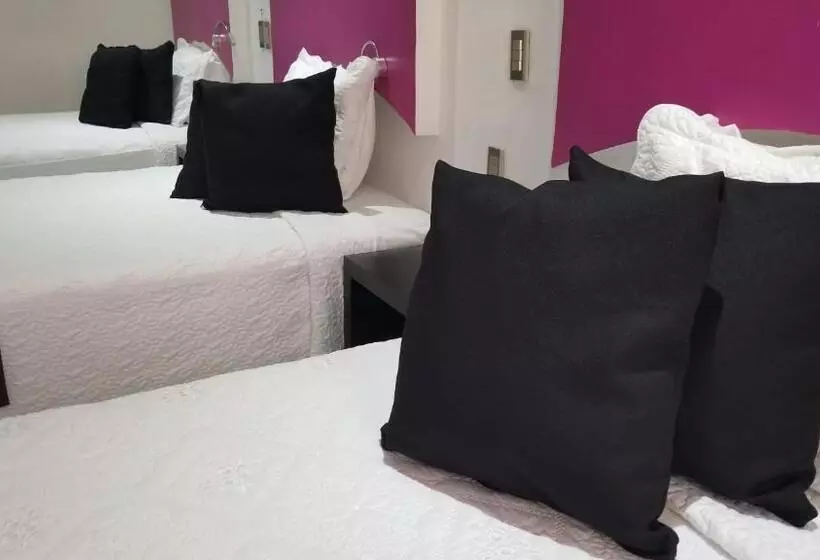ホテル Dluxe & Suites