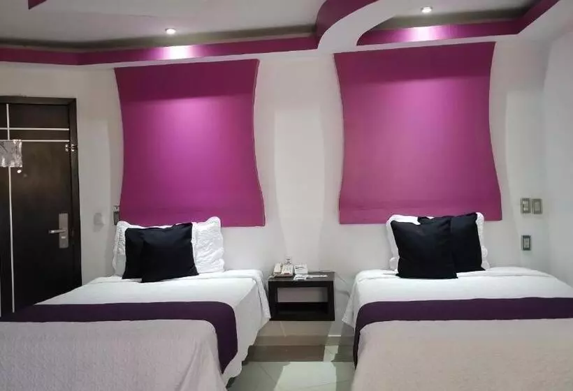 ホテル Dluxe & Suites