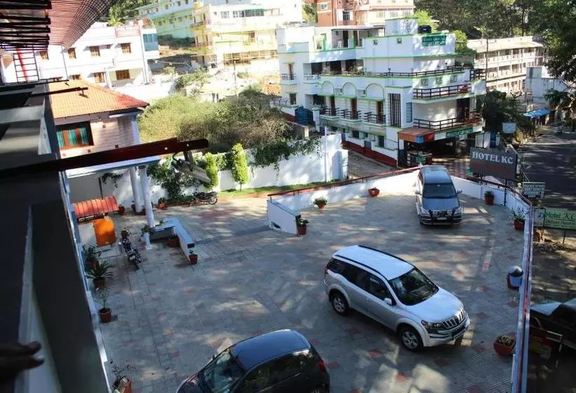ホテル Kc Yercaud