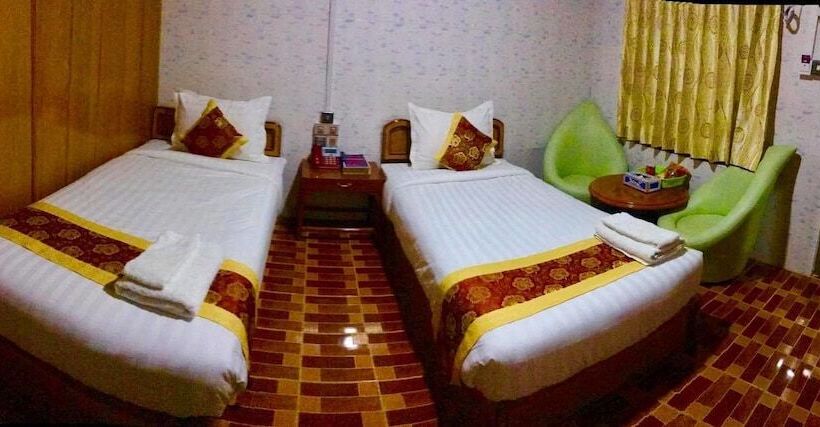 هتل Nan Htike Yadanar