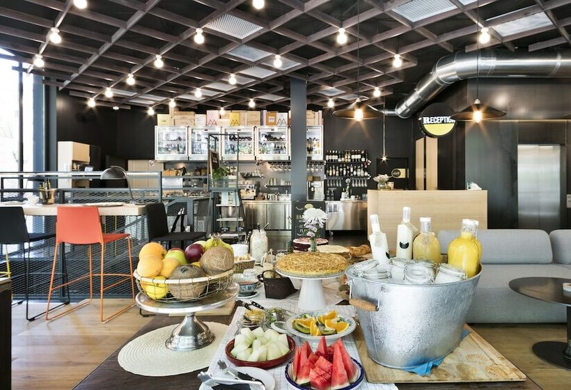 هتل Niu Barcelona