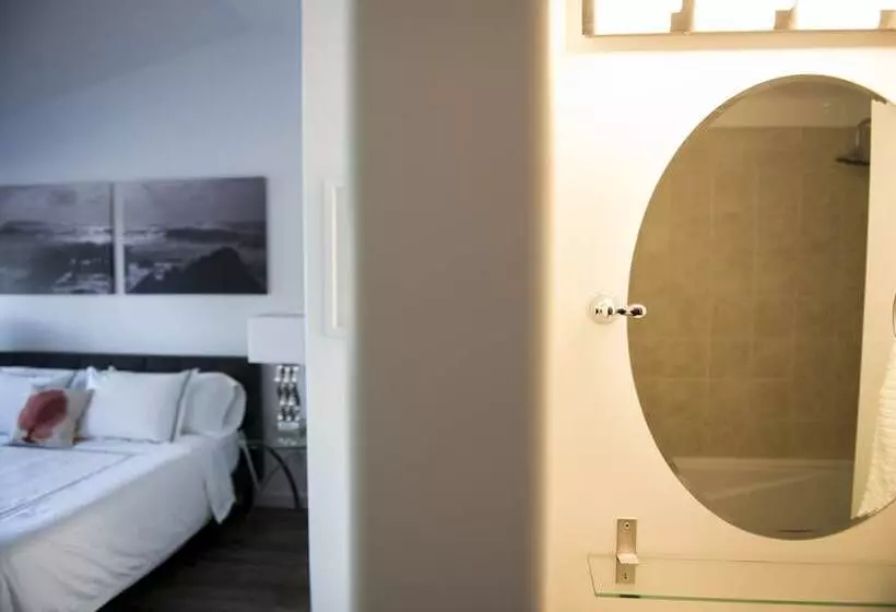 ホテル The Francis Boutique Inn